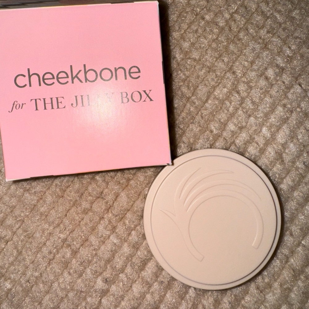 Cheekbone Compact with Pink Box